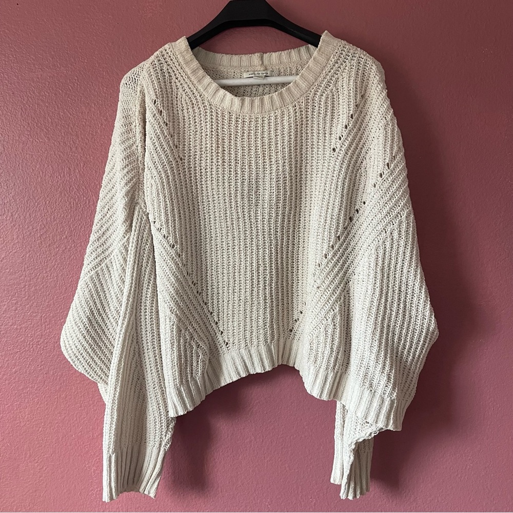 American Eagle Cream Sweater XXL